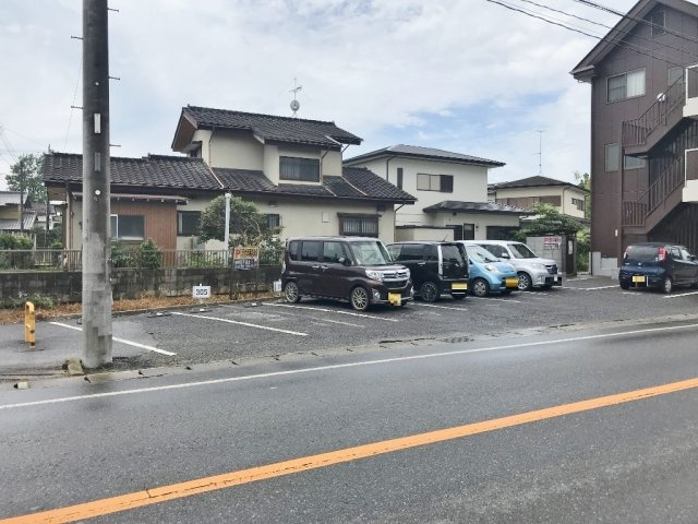 アベニュー片貝の駐車場