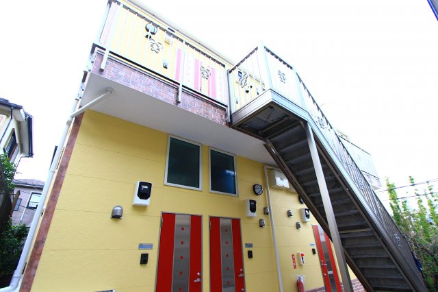 ユナイト横浜アカプルコの外観