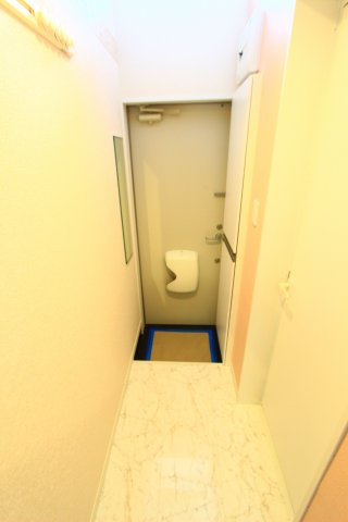 ユナイト横浜アカプルコの玄関