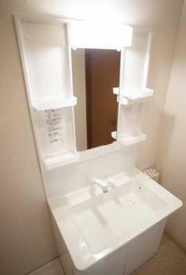 【独立洗面台】 | 有瀬グランドハイツ | シャンプー＆ドレッサー
