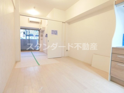 【洋室】 | セレニテ梅田ルフレ