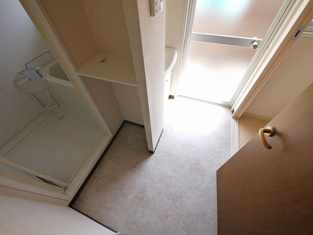 ルーラル登Bの洗面所|コンパクトで使いやすい洗面所