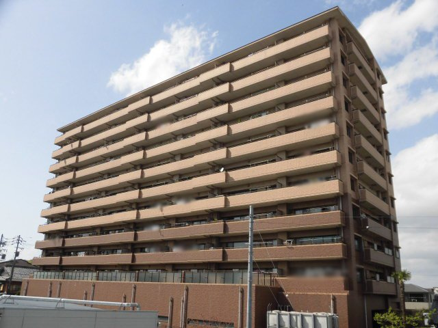 ファミール小牧の外観|小牧駅　徒歩８分