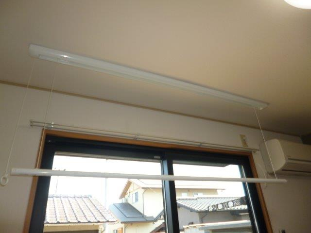 シャルマン笹沖Bの設備|室内物干し