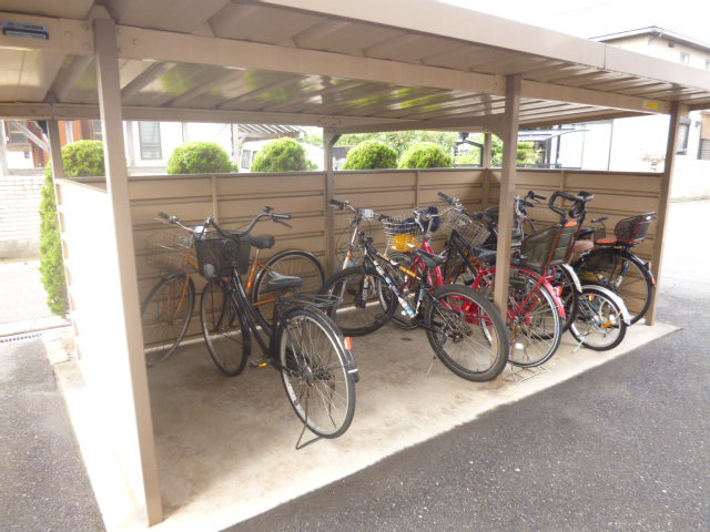 倉敷市平田のアパートのその他共用部分|自転車置き場