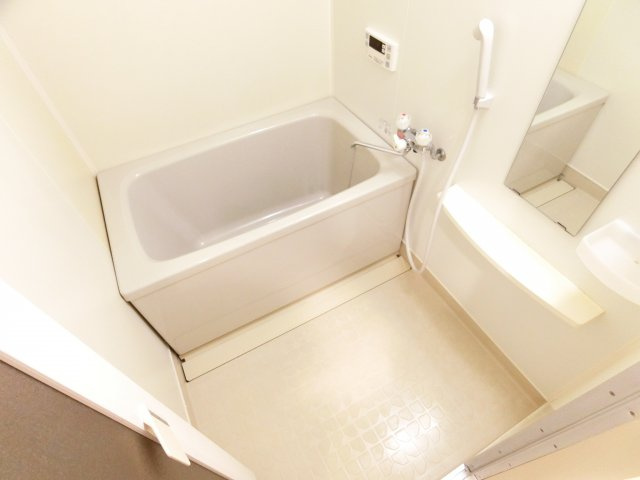 フォレストコート高尾の浴室