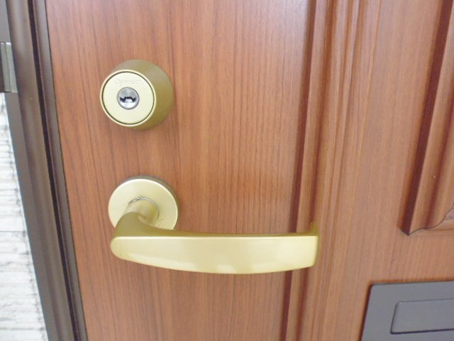 ファインハウスＡの玄関