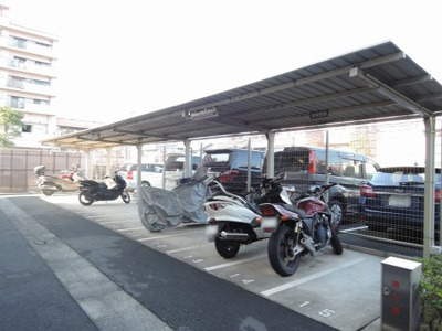 【その他共用部分】 | イニシア多摩川 | バイク置場