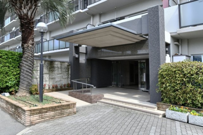 【エントランス】 | マイシティおおさか2番館