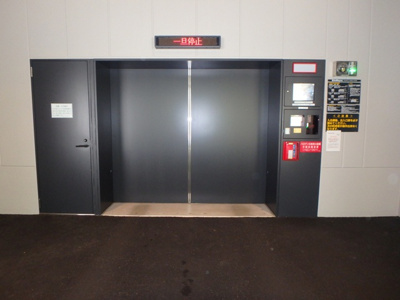 【駐車場】 | グランドメゾン新梅田タワー
