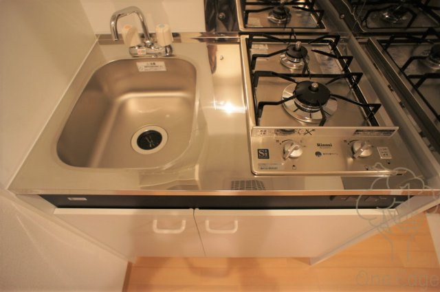 ラシーヌ新北野のキッチン