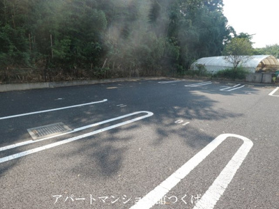 【駐車場】 | SEAS（シーズ）B