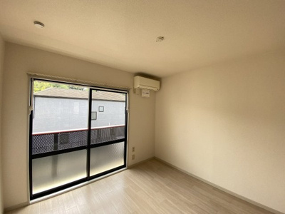 【設備】 | ベルジュ大倉山【SHM】 | 洋室にエアコン1台付き！