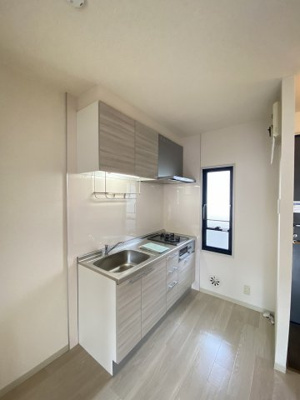 【キッチン】 | ベルジュ大倉山【SHM】 | 2口ガスコンロ付きシステムキッチン！