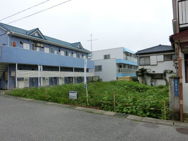 花見川区南花園２丁目　売地　建築条件なし　約５９．５坪の整形地の外観