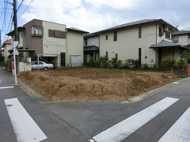 習志野市本大久保４丁目　売地　約４９坪　公道面角地　ミサワホームタウン旧分譲地内の前面道路含む現地写真