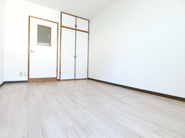 サンロワール北野田の寝室