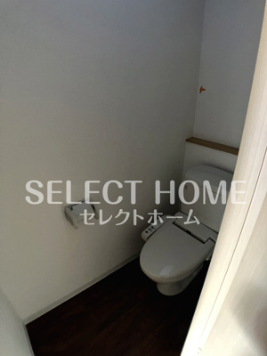 【トイレ】 | プレステージ西棟 | ゆったりとした空間のトイレです