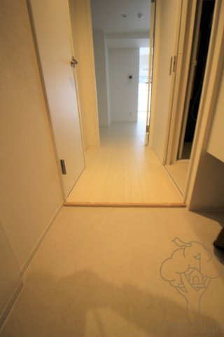 M:Court福島駅前の玄関