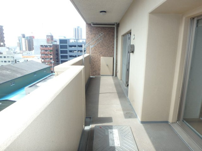 【バルコニー】 | プレサンス大阪ドーム前ファンタジア