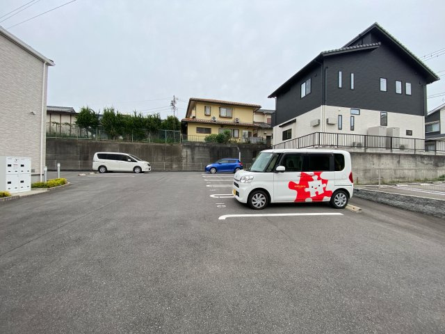 Serenoの駐車場