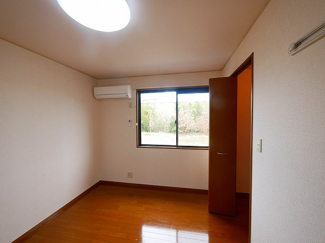 グランメール州見台　Ｂ棟の洋室|ゆったりした洋室です