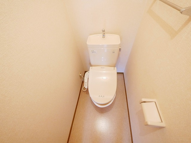 グランメール州見台　Ｂ棟のトイレ|清潔感のあるトイレです