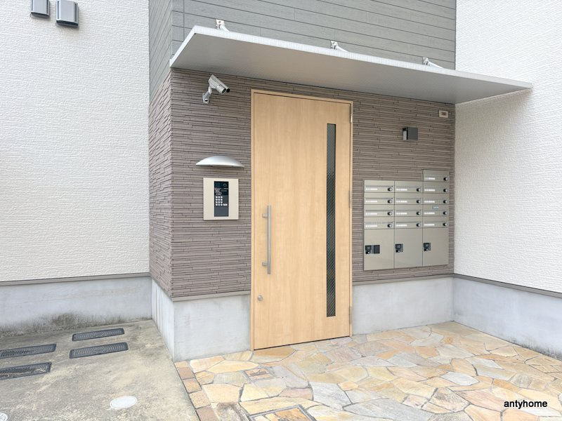 フジパレス大桐5番館　仲介手数料無料のエントランス