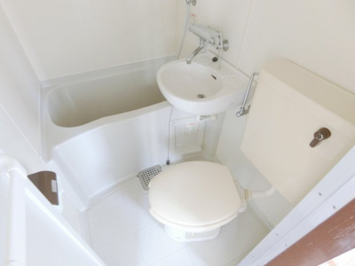 【トイレ】 | リバティ下沢 | 落ち着いた色調のトイレです