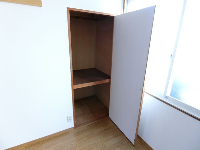 ドリームハイツB棟の収納
