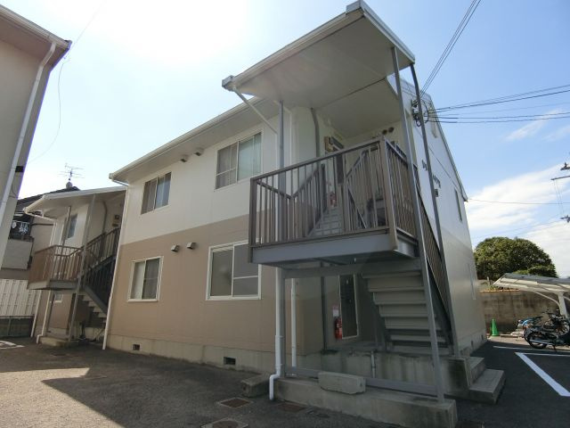 ドリームハイツB棟の外観