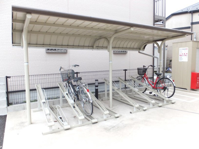 【その他共用部分】 | カルナック | 屋根付駐輪場