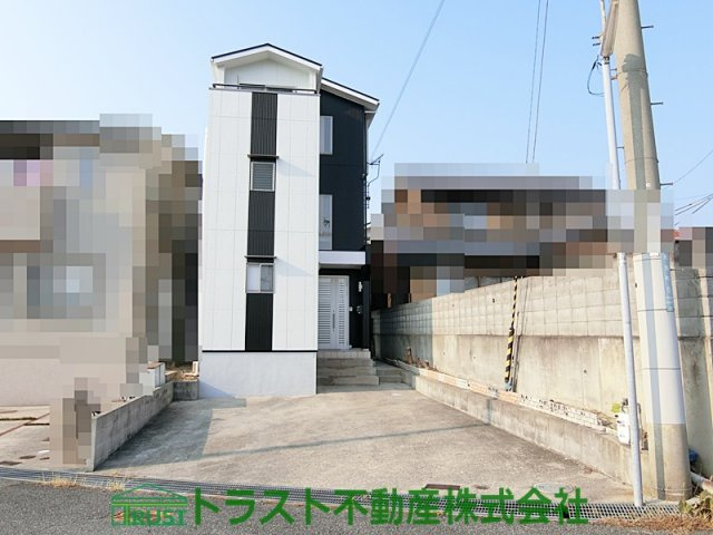神戸市西区長畑町　中古戸建の外観