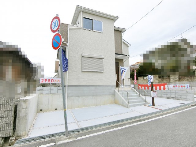大久保町高丘　新築一戸建ての駐車場