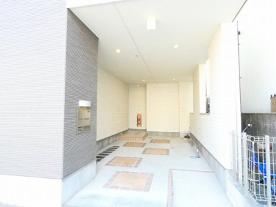 【エントランス】 | ミリオン　中村本町
