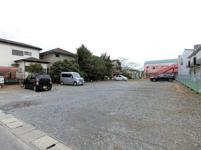 グラン・メゾンの駐車場
