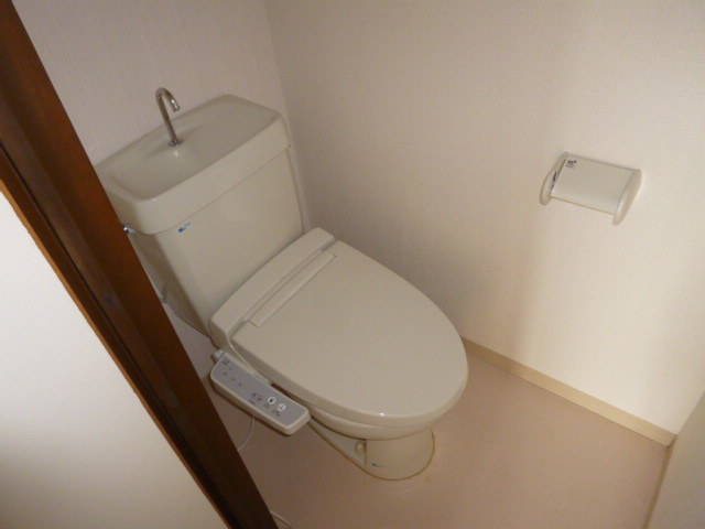 プチパール１０２のトイレ|ウォシュレット
