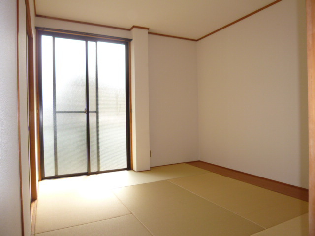 プチパール１０２の和室