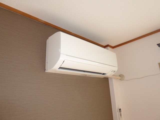 プチパール１０２の内装|エアコン