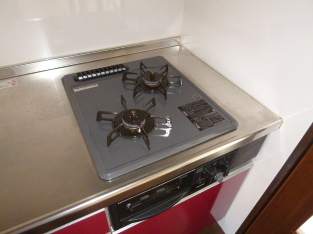 プチパール１０２のキッチン|2口ガスコンロ
