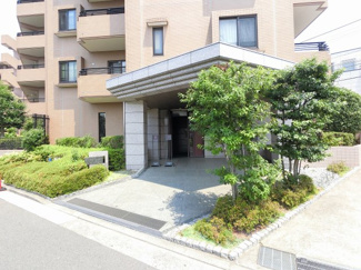 【エントランス】 | 横浜市営地下鉄ブルーライン「新羽」駅徒歩9分、東急東横線「大倉山」駅徒歩18分！