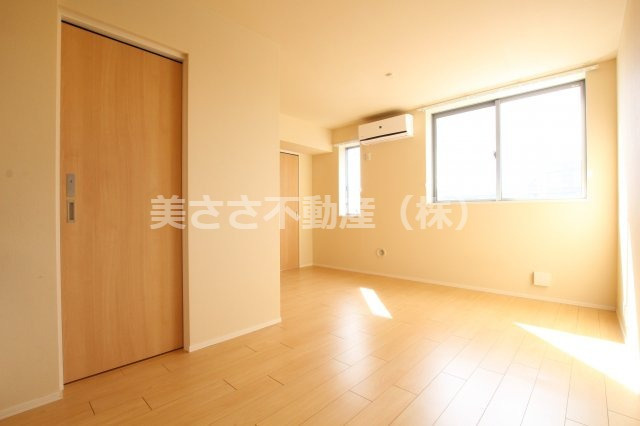 【居間・リビング】 | マンション国母