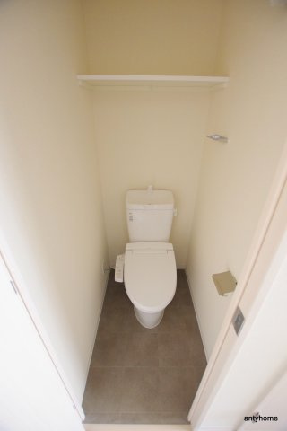 ララプレイス大阪新町ヴェレ　仲介手数料無料のトイレ