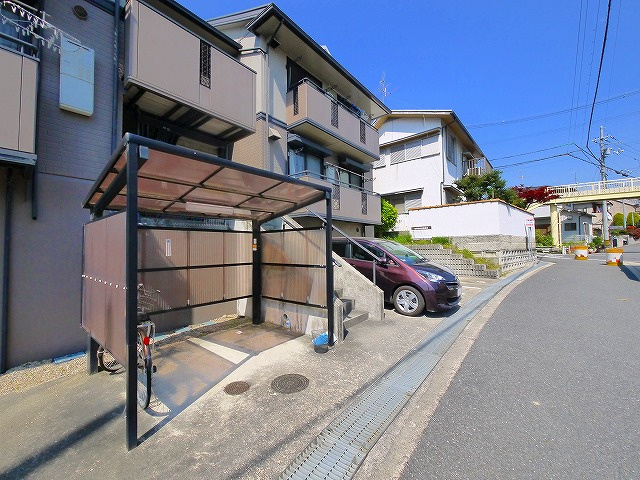 スウォンシーコートのその他共用部分|駐輪場