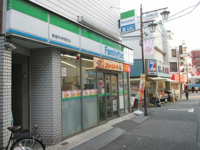 ファミリーマートまで120m