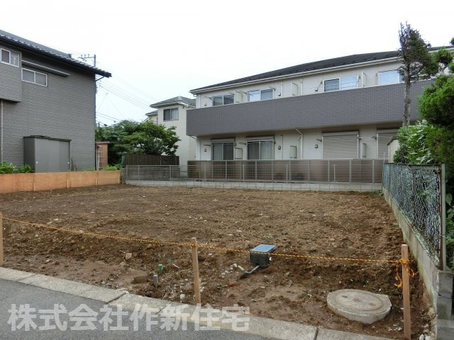 習志野市谷津２丁目　売地　約４２坪　更地　整形地　建築条件なし　公道面の外観