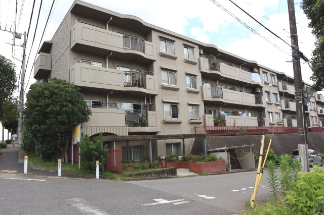 コープ野村新検見川　４ＬＤＫ　一番上の部屋　三方角住戸の外観|花見川区朝日ヶ丘４丁目　コープ野村新検見川　最上階　前面棟無し　三面バルコニ―　ライトコート　追炊き　浴室乾燥機　新規内装リノベーション
