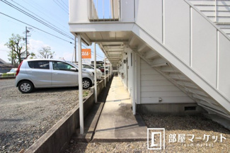 【駐車場】