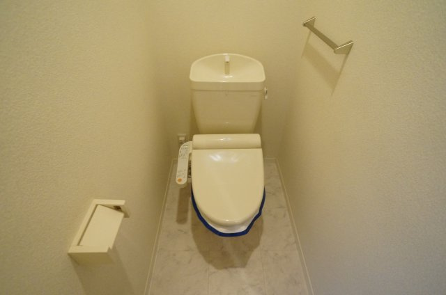 シャーメゾン山本丸橋Ｂ棟のトイレ