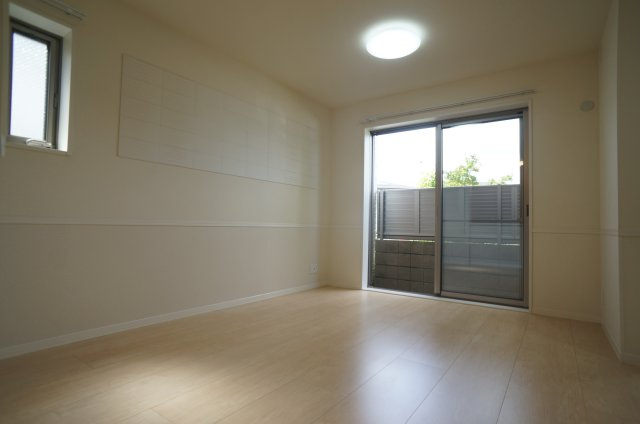 シャーメゾン山本丸橋Ｂ棟の居間・リビング